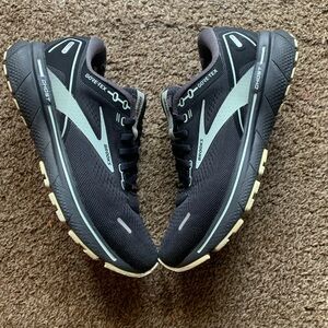 Brooks Ghost 14 Gore Tex Comfort Running Outdoor Trail Shoe Size Women’s 7